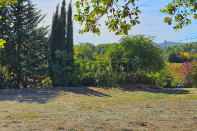 terrain à vendre à VEZENOBRES   - 1060 m² 