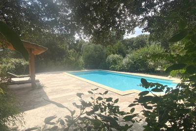 Maison à vendre à UZÈS  - 7 pièces - 190 m² 