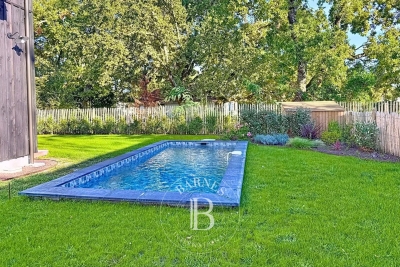 Maison à vendre à ANDERNOS-LES-BAINS   - 145 m² 