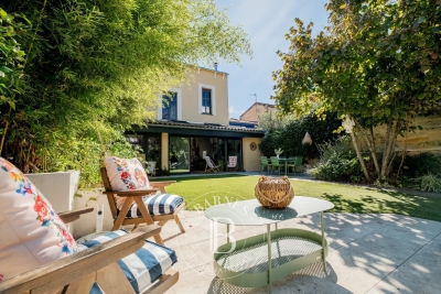 Maison à vendre à BORDEAUX  - 9 pièces - 255 m² 