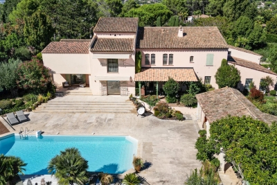 House for sale in MOUGINS  - 13 rooms - 530 m² 