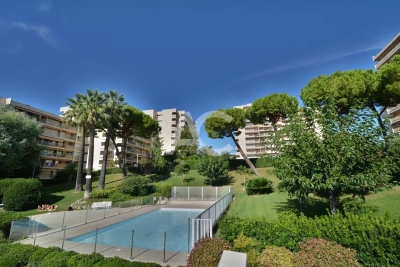 Appartement à vendre à JUAN-LES-PINS  - 1 pièces - 25 m² 