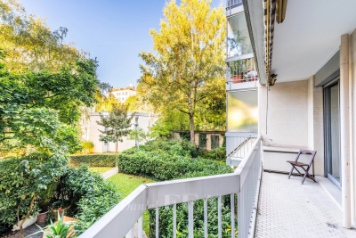 Appartement à vendre à NEUILLY SUR SEINE Bois de l'Aurore - 5 pièces - 145 m² 
