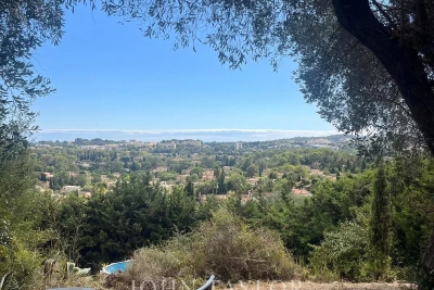 Maison à vendre à MOUGINS   - 80 m² 