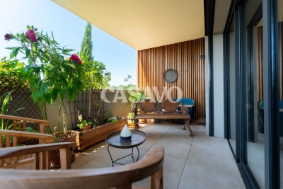 Appartement à vendre à AIX-EN-PROVENCE Pont de l'Arc-La Parade - 3 pièces - 110 m² 