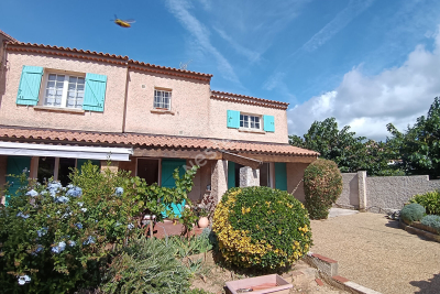 Maison à vendre à SIX-FOURS-LES-PLAGES  - 5 pièces - 145 m² 