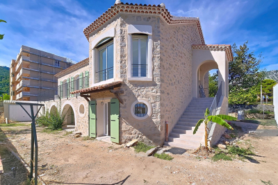 Appartement à louer à LA VALETTE-DU-VAR Ecarts - 3 pièces - 42 m² 