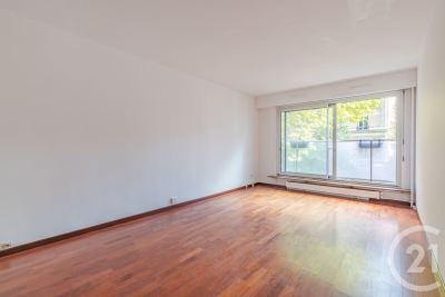 Appartement à vendre à PARIS 14EME Buttes Chaumont - 2 pièces - 55 m² 