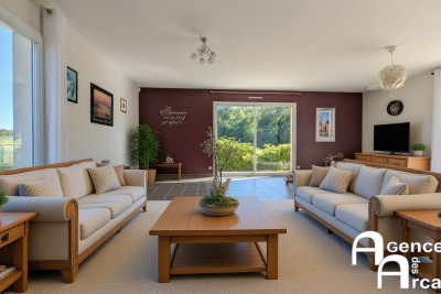 Maison à vendre à ST-GERMAIN-DU-PUCH  - 6 pièces - 152 m² 