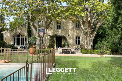 Maison à vendre à SAUVETERRE Nord - 11 pièces - 397 m² 