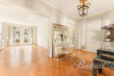 Appartement à vendre à PARIS 16EME Pont de Flandre 8 - 7 pièces - 222 m² 