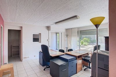 Commerce à louer à CARPENTRAS Fourchevieilles  - 45 m² 