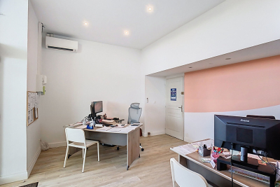 Commerce à vendre à CARPENTRAS Fourchevieilles - 3 pièces - 82 m² 