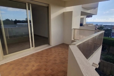 Appartement &agrave; louer &agrave; ANTIBES Centre - 3 pi&egrave;ces - 57 m&sup2; 