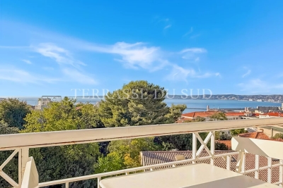 Appartement à vendre à MARSEILLE 6EME Huveaune-Clot-Bey - 3 pièces - 74 m² 