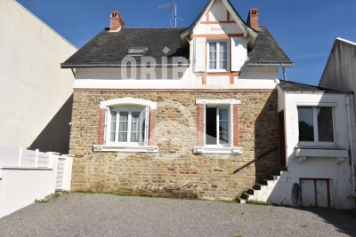Maison à vendre à ST-MARC-SUR-MER  - 7 pièces - 205 m² 