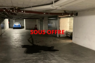 Parking/Garage à vendre à Antibes   12 m² 