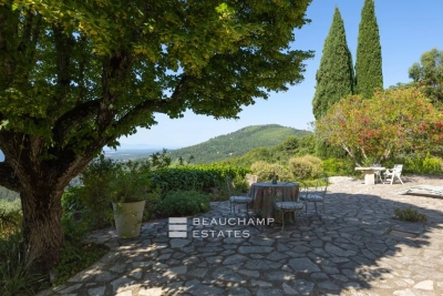 Maison &agrave; vendre &agrave; SEILLANS  - 17 pi&egrave;ces - 470 m&sup2; 