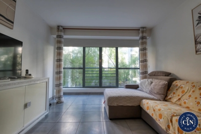 Appartement à vendre à NICE Mont Gros - 3 pièces - 60 m² 