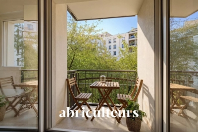 Appartement à vendre à ISSY LES MOULINEAUX Les Groux - 3 pièces - 69 m² 