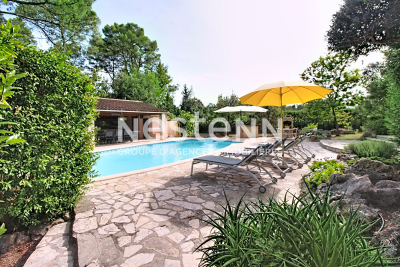 Maison à vendre à LORGUES  - 6 pièces - 195 m² 