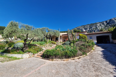 Maison à vendre à LA VALETTE-DU-VAR  - 4 pièces - 105 m² 
