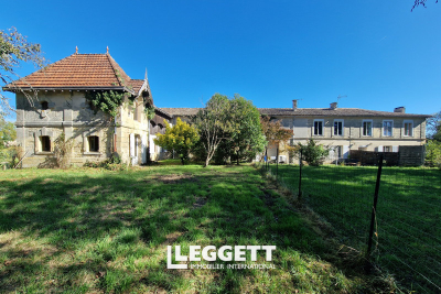 Maison à vendre à ST-ANDRÉ-DE-CUBZAC  - 10 pièces - 343 m² 