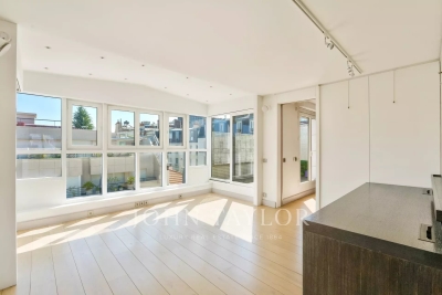 Appartement à vendre à PARIS 15EME Pont de Flandre 8 - 7 pièces - 230 m² 