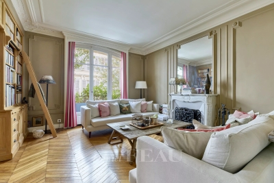 Appartement à vendre à PARIS 4EME Clignancourt 3 - 5 pièces - 111 m² 