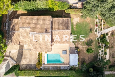 Maison &agrave; vendre &agrave; AIX-EN-PROVENCE  - 5 pi&egrave;ces - 149 m&sup2; 