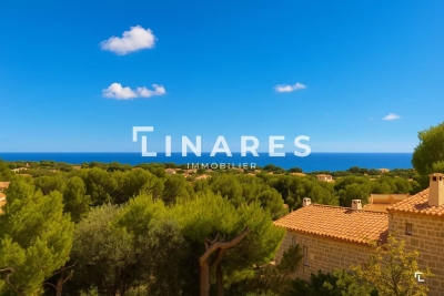 Maison à vendre à SAUSSET-LES-PINS Le Carestier-Le Taulet - 7 pièces - 240 m² 