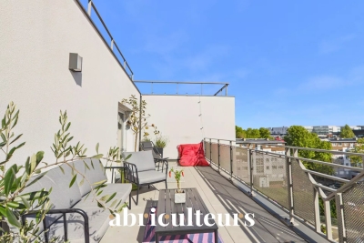 Appartement à vendre à GENNEVILLIERS Metro - 4 pièces - 187 m² 