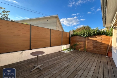 Maison à louer à MÉRIGNAC Arès - 4 pièces - 114 m² 