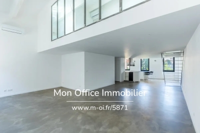 Appartement à vendre à MARSEILLE 5EME  - 4 pièces - 130 m² 