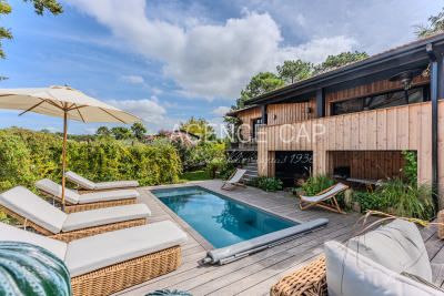 Maison &agrave; vendre &agrave; LA TESTE-DE-BUCH  - 5 pi&egrave;ces - 180 m&sup2; 