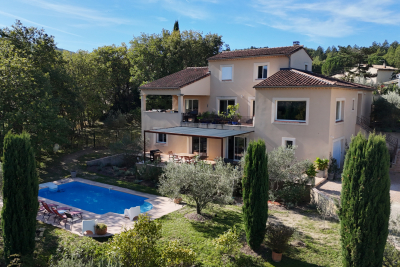 Maison à vendre à MALAUCÈNE Crestet - 7 pièces - 324 m² 