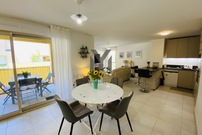 Appartement à vendre à HYÈRES Blocarde-Bosquets - 4 pièces - 88 m² 