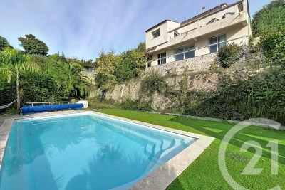 Maison à vendre piscine chauffage sol alpes maritimes