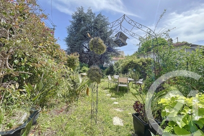 House for sale in ANTIBES  - 5 rooms - 150 m² 