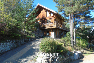 Maison à vendre à RISOUL  - 8 pièces - 130 m² 