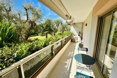 Appartement à vendre à CANNES   - 49 m² 
