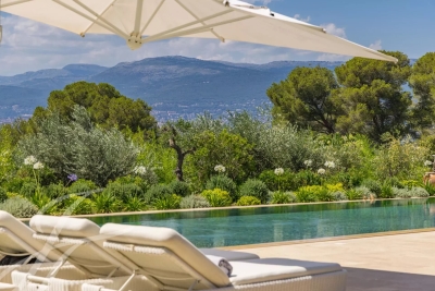 House for sale in MOUGINS  - 10 rooms - 550 m² 