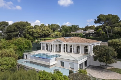 House for sale in BIOT  - 7 rooms - 1300 m² 