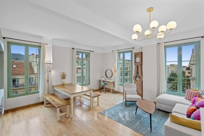 Appartement à vendre à NICE  - 2 pièces - 49 m² 