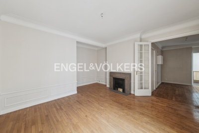 Appartement à vendre à PARIS 20EME Saint-Vincent de Paul 5 - 3 pièces - 73 m² 