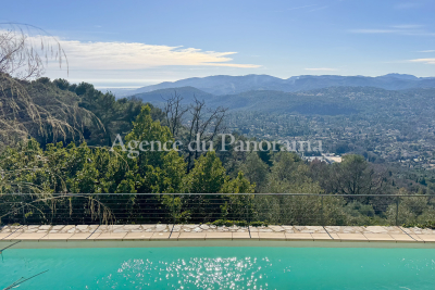 House for sale in CABRIS  - 5 rooms - 214 m² 