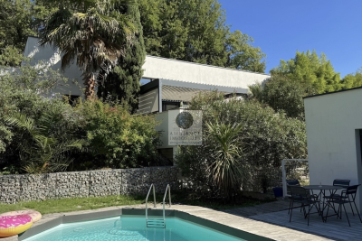 Maison à vendre à ST PERAY Vernon - 7 pièces - 181 m² 