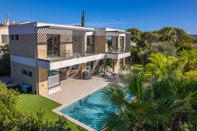 House for sale in ST-RAPHAËL  - 5 rooms - 160 m² 