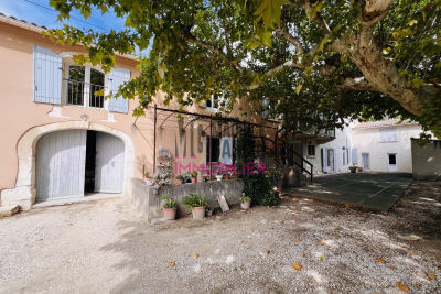 Maison à vendre à EYRAGUES Le Carestier-Le Taulet - 23 pièces - 510 m² 