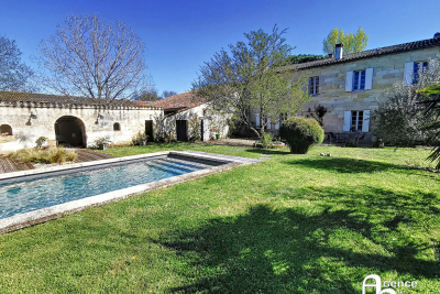 Maison à vendre à LIBOURNE  - 8 pièces - 356 m² 